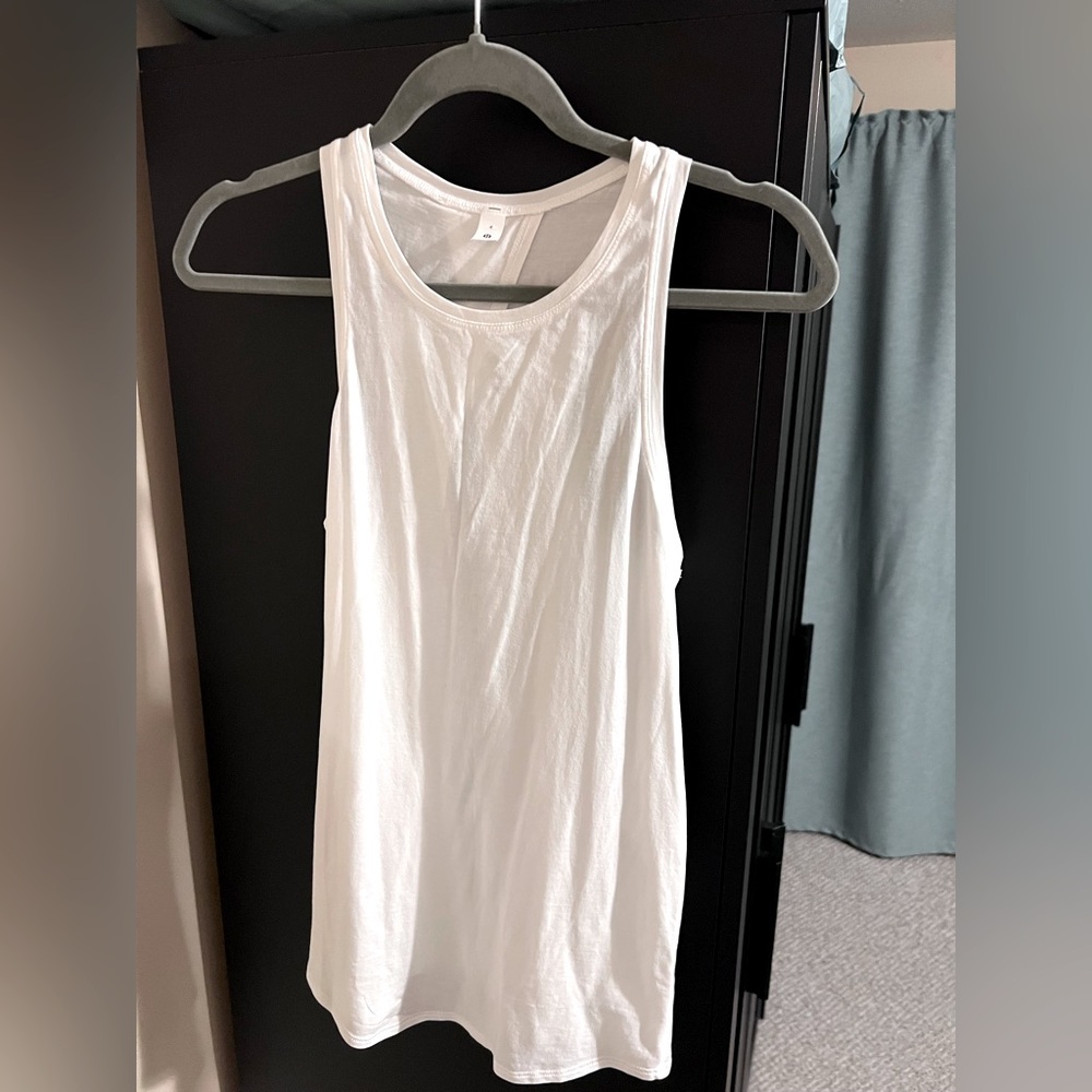 Lululemon open back tank